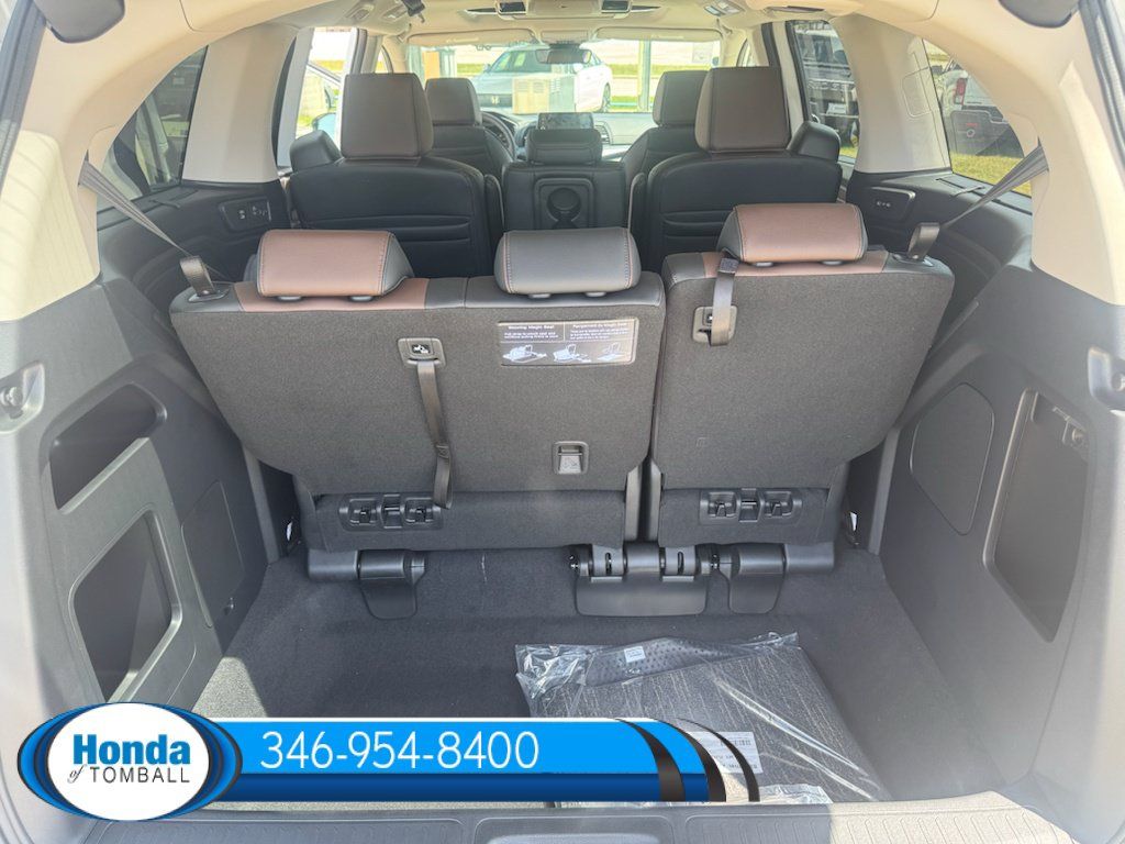 New 2026 Honda Odyssey Elite image 18