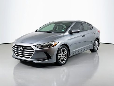 Used 2018 Hyundai Elantra SEL image 1