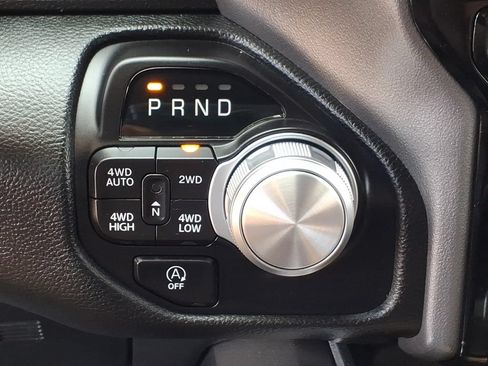 Used 2023 RAM 1500 Laramie AWD/4WD image 7