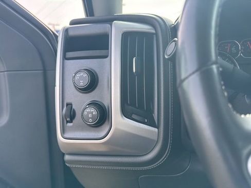 Used 2017 GMC Sierra 1500 SLE image 28