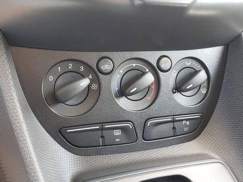 Used 2018 Ford Transit Connect XL FWD image 22