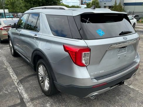 Used 2022 Ford Explorer Limited w/ Equipment Group 301A AWD/4WD image 12