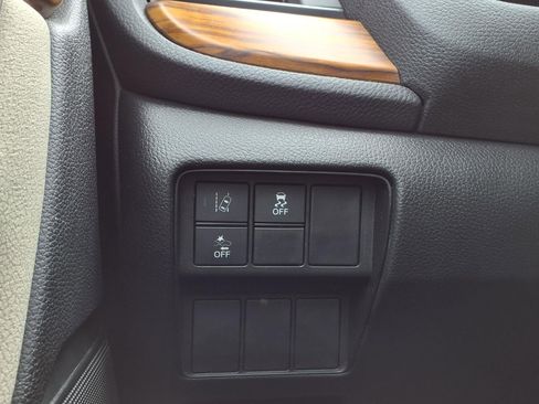 Used 2018 Honda CR-V EX image 13