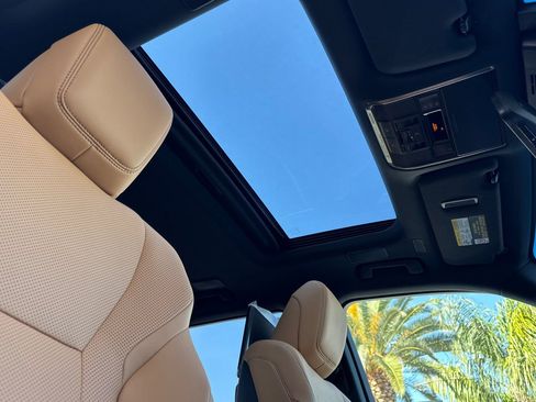 New 2026 Lexus LX 700h Luxury image 23