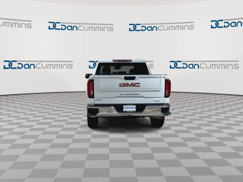 Used 2024 GMC Sierra 1500 SLT AWD/4WD image 8