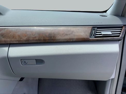 Used 2013 Mercedes-Benz E 350 Sedan image 18