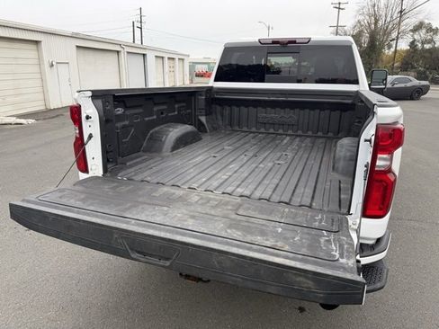 Used 2023 Chevrolet Silverado 3500 High Country w/ Z71 Off-Road Package image 11