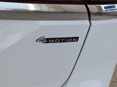 New 2026 Volkswagen Atlas SE image 5