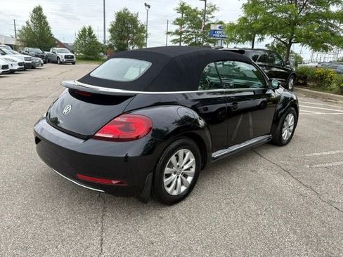 Used 2019 Volkswagen Beetle 2.0T S FWD image 14
