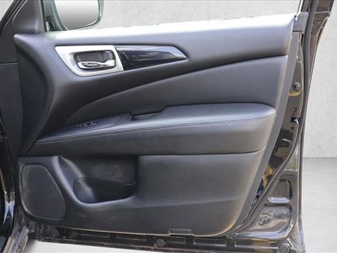 Used 2018 Nissan Pathfinder SV w/ SV All Weather Package AWD/4WD image 30