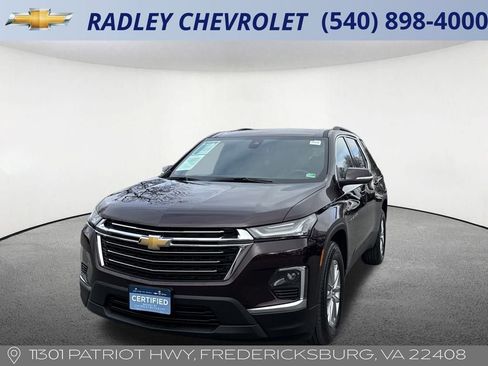 Certified 2023 Chevrolet Traverse LT image 1