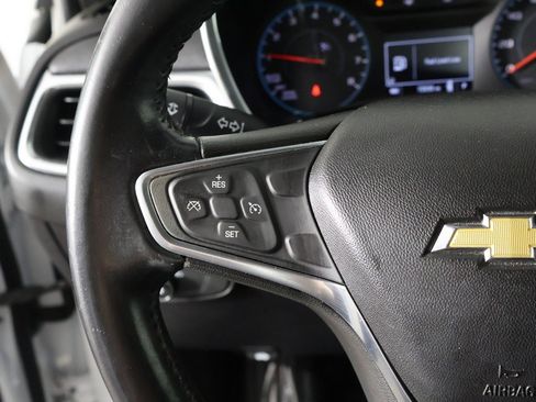 Used 2018 Chevrolet Equinox LT image 37