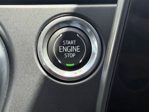 Used 2023 Chevrolet Blazer LT FWD image 33