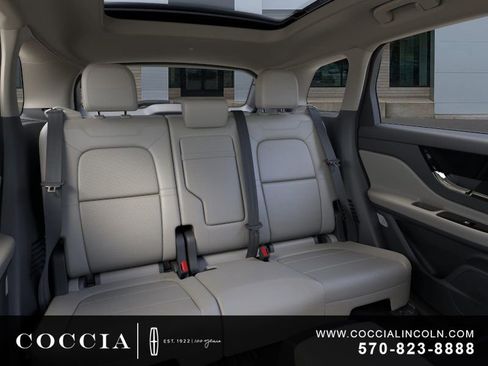 New 2026 Lincoln Corsair Premiere AWD/4WD image 11