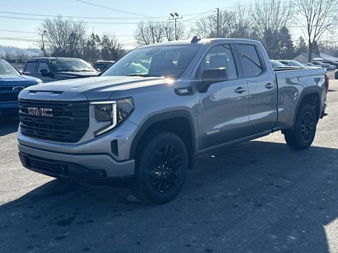 New 2026 GMC Sierra 1500 Elevation image 7