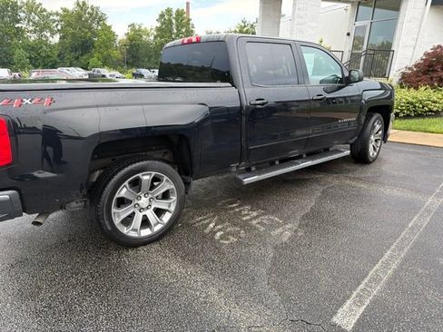 Used 2018 Chevrolet Silverado 1500 LT w/ LT Convenience Package AWD/4WD image 5