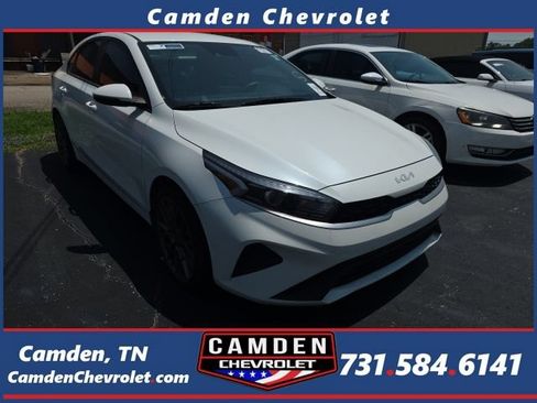 Used 2024 Kia Forte LXS w/ LXS Technology Package FWD image 1