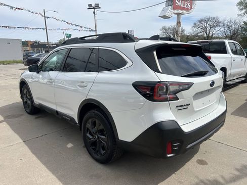 Used 2020 Subaru Outback Onyx Edition XT AWD/4WD image 8