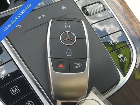 Used 2022 Mercedes-Benz GLC 300 image 30