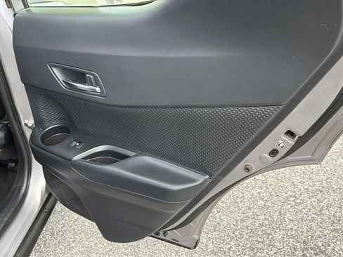 Used 2018 Toyota C-HR XLE FWD image 15