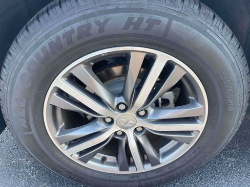 Used 2020 INFINITI QX60 Luxe w/ Essential Package FWD image 10