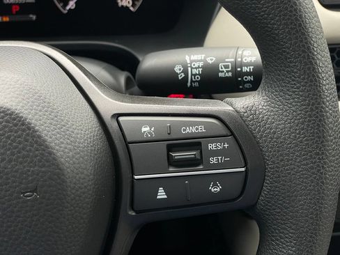 Certified 2026 Honda HR-V LX image 14