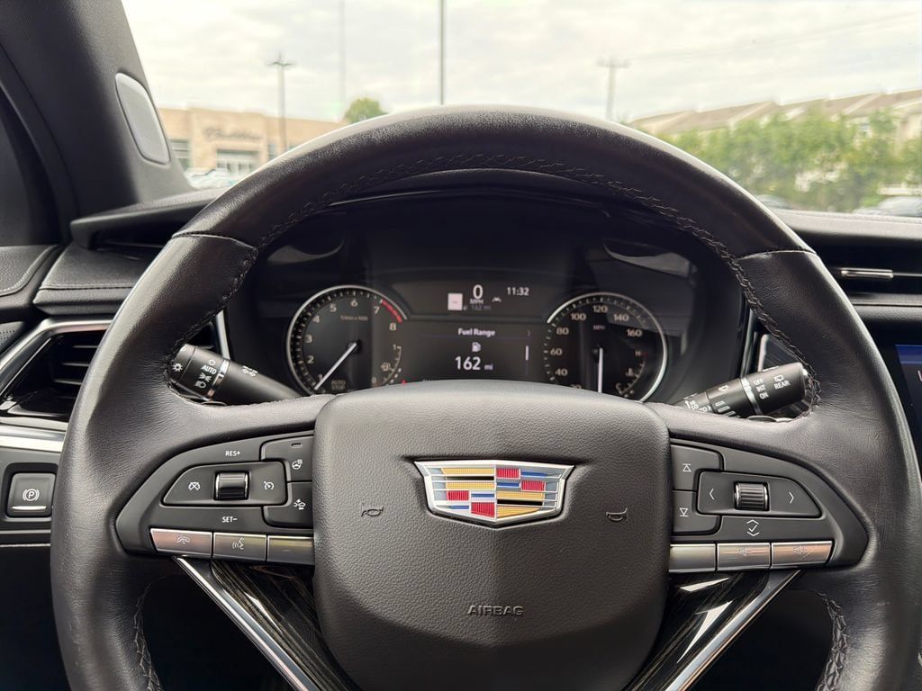 Certified 2023 Cadillac XT6 Premium Luxury AWD/4WD image 5