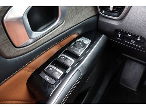 Used 2021 Kia Sorento SX Prestige image 27