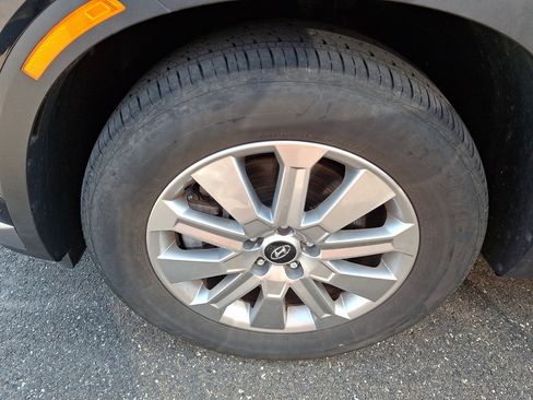 Used 2024 Hyundai Palisade SEL FWD image 4