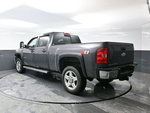 Used 2011 Chevrolet Silverado 2500 LT w/ Interior Plus Package image 9