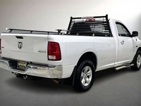 Used 2017 RAM 1500 Classic SLT image 5