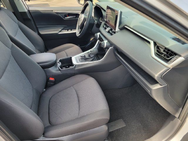 Certified 2025 Toyota RAV4 XLE AWD/4WD image 19