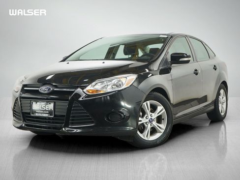 Used 2013 Ford Focus SE w/ SE Winter Pkg FWD image 1