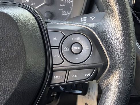 Used 2024 Toyota Corolla LE FWD image 20