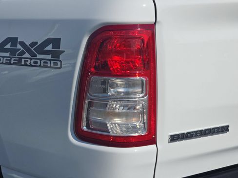 Used 2022 RAM 1500 Big Horn AWD/4WD image 30