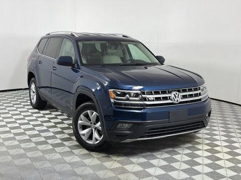 Used 2018 Volkswagen Atlas SE AWD/4WD image 2