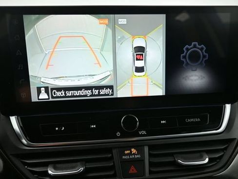 Used 2023 Nissan Altima 2.0 SR FWD image 23