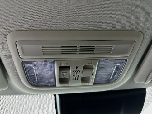 Used 2020 Honda Civic EX-L image 18