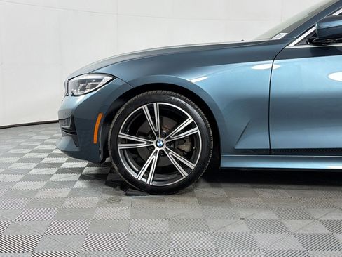 Used 2021 BMW 330i Sedan w/ Convenience Package RWD image 11