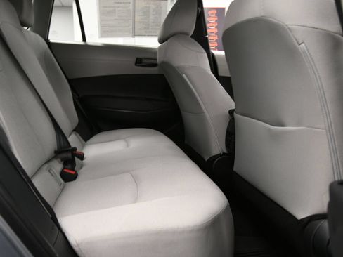 Used 2023 Toyota Corolla Cross L FWD image 22