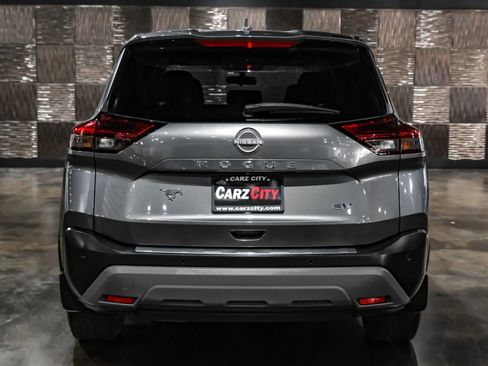Used 2022 Nissan Rogue SV FWD image 7