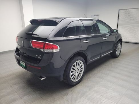 Used 2015 Lincoln MKX AWD w/ Equipment Group 102A image 9
