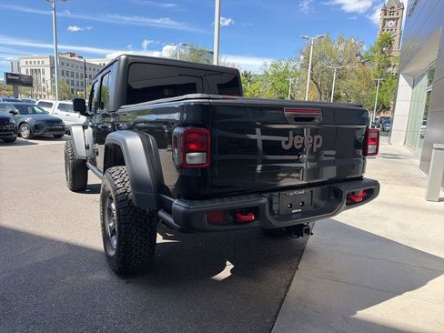 Used 2022 Jeep Gladiator Rubicon w/ Cold Weather Group image 7