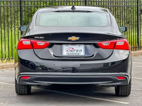 Used 2020 Chevrolet Malibu LS w/ Driver Confidence Package II FWD image 4