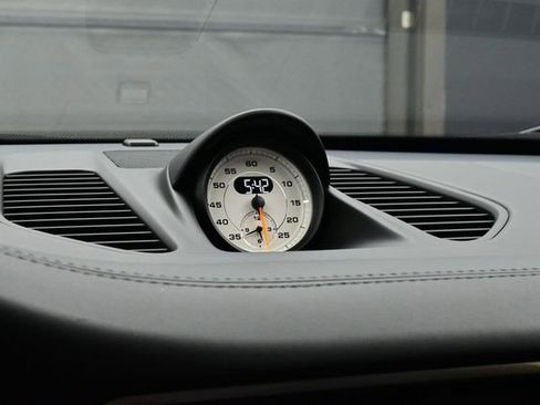 Certified 2018 Porsche 911 GT3 RWD image 12