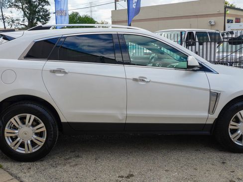 Used 2016 Cadillac SRX Luxury w/ Driver Awareness Package image 8