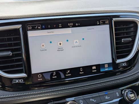 New 2026 Chrysler Pacifica Select image 18