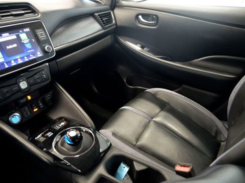 Used 2020 Nissan Leaf SL Plus image 26