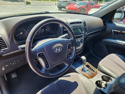 Used 2012 Hyundai Santa Fe SE FWD image 12
