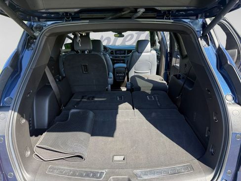 Used 2022 Buick Enclave Essence w/ LPO, Touring Package AWD/4WD image 32